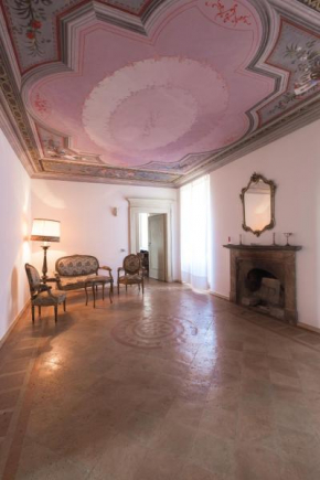 Palazzo Polini-Fioretti Apartment